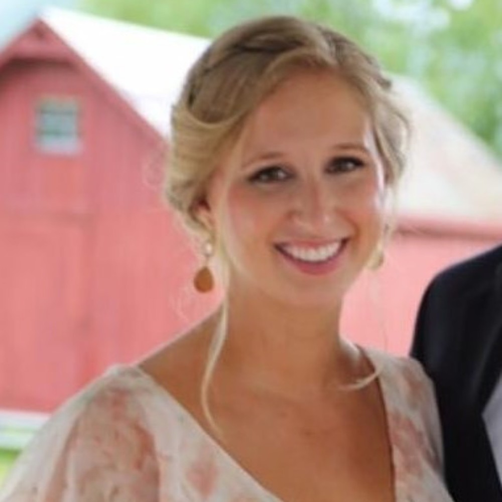 Meet your Posher, Lauren